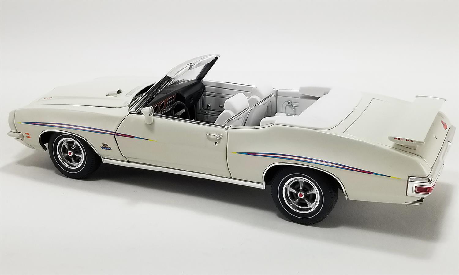 ACME DIECAST A1801220 1:18 Scale 1971 Pontiac GTO Judge