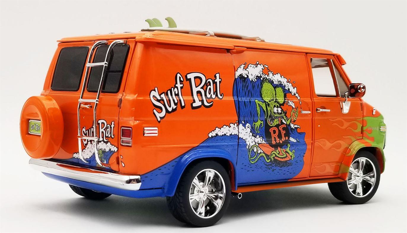 ACME DIECAST A1802105 1:18 Scale 1976 Chevrolet G-Series Surf Rat