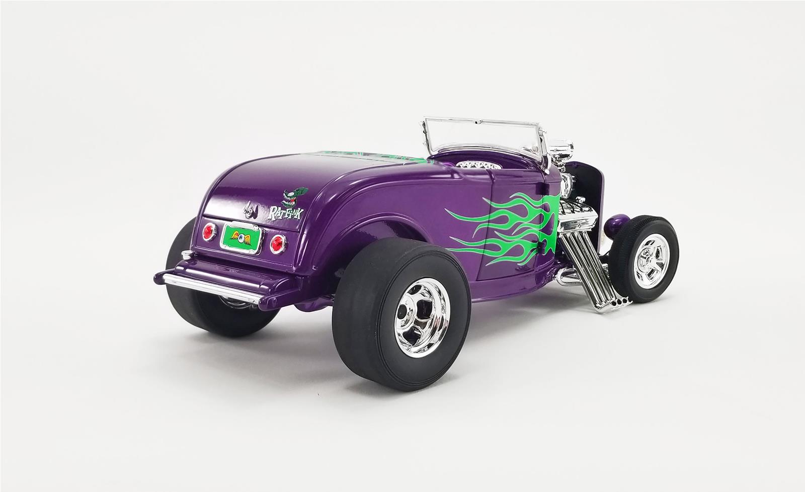 Rat Fink A1805020 1:18 Scale 1932 Ford Blown Hot Rod Roadster Rat