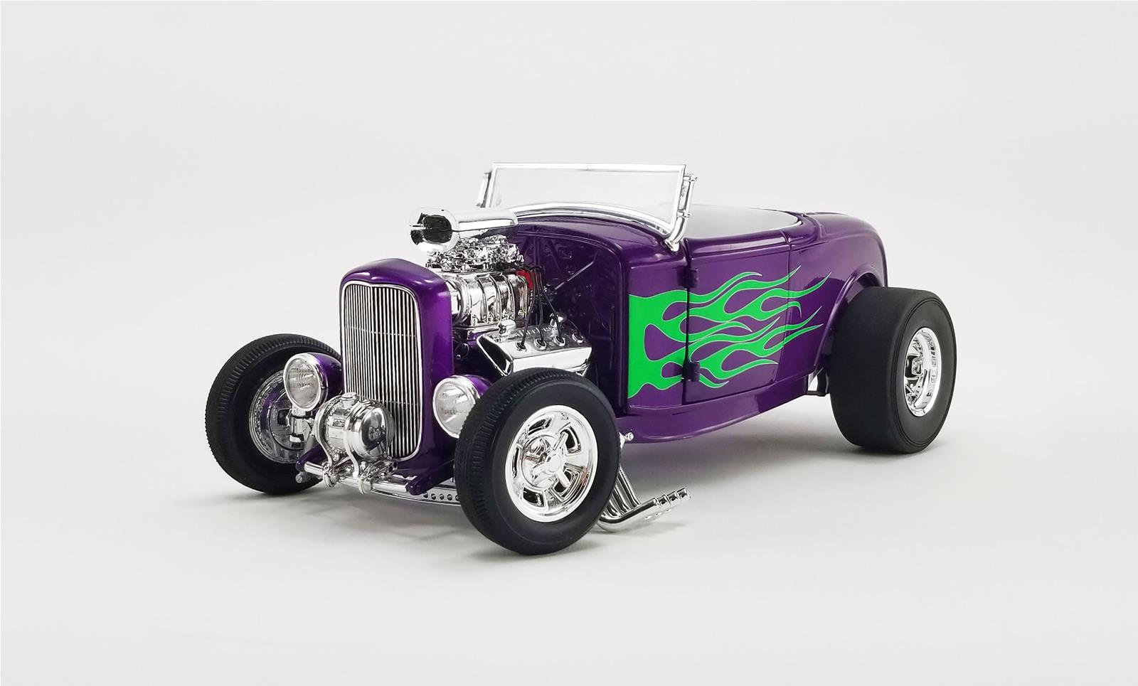 Rat Fink A1805020 1:18 Scale 1932 Ford Blown Hot Rod Roadster Rat