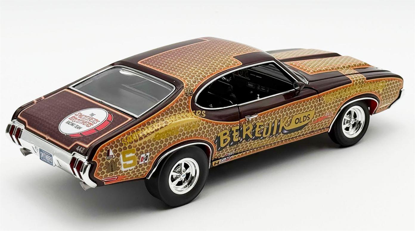 ACME DIECAST A1805629 1:18 Scale 1970 Oldsmobile 442 W30 Berejik