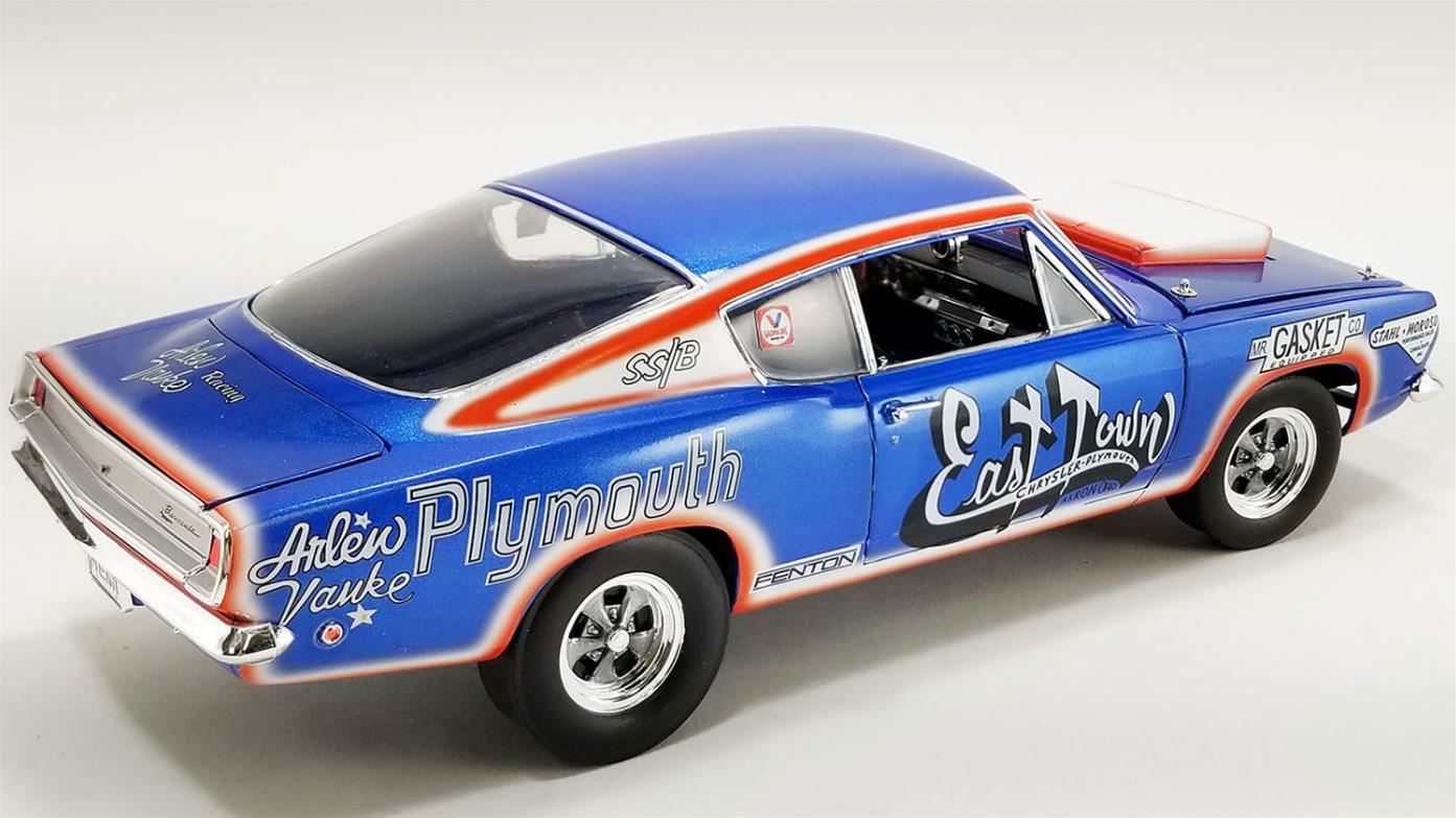 ACME DIECAST A1806133 1:18 Scale Arlen Vanke East Town 1968