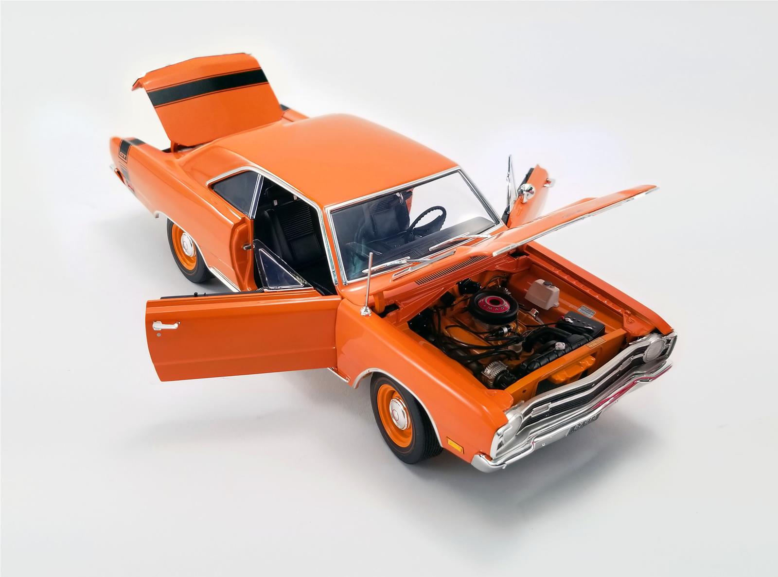 ACME DIECAST A1806404 1:18 Scale 1969 Dodge Dart GTS 440 Diecast