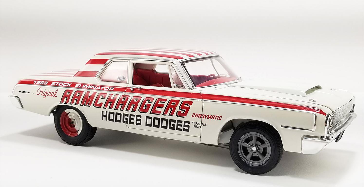 ACME DIECAST A1806900 1:18 Scale 1964 Dodge 330 Ramchargers
