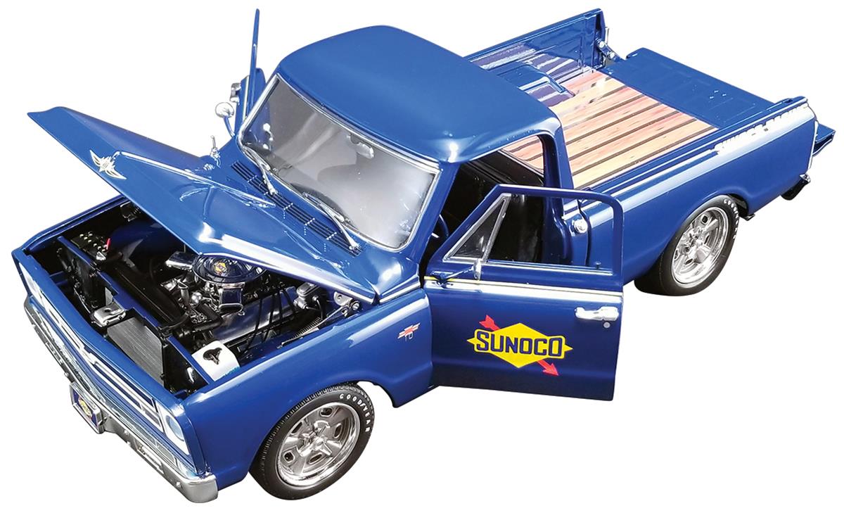 ACME DIECAST A1807211 1:18 Scale 1967 Chevrolet C-10 Sunoco Shop