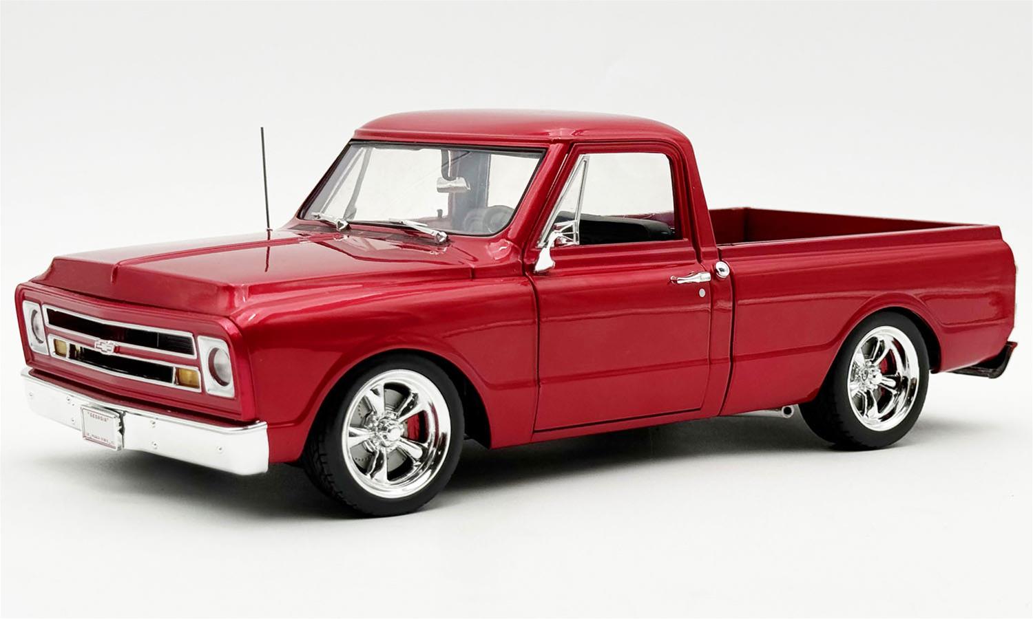 ACME DIECAST A1807222 1:18 Scale 1967 Chevrolet C-10 Custom