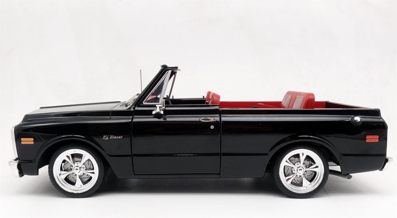 ACME DIECAST A1807709 1:18 Scale 1972 Chevrolet Blazer Custom