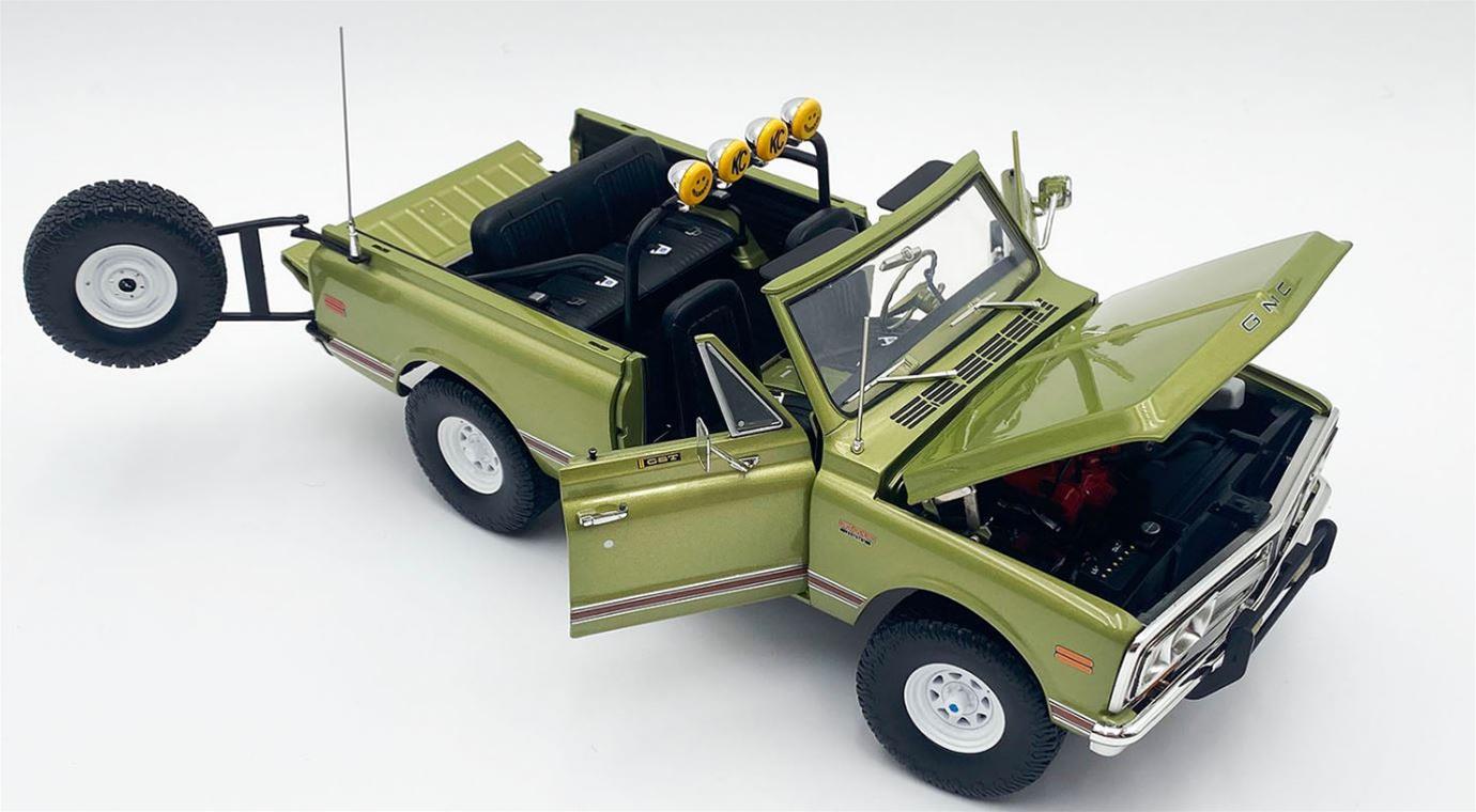 ACME DIECAST A1807714 1:18 Scale 1972 GMC Jimmy KC Highlighter