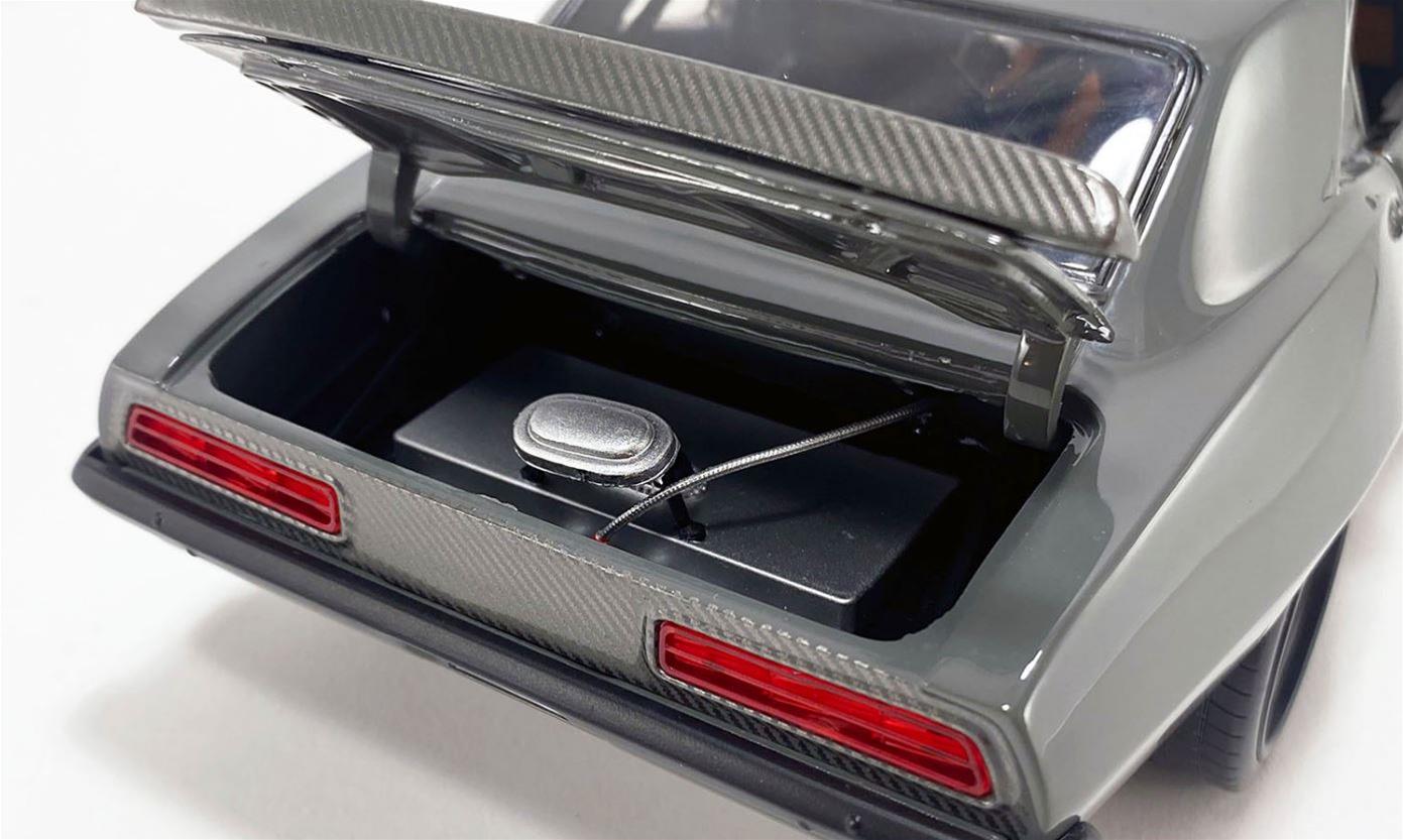 GMP G1800328 1:18 Scale 1969 Camaro Street Fighter Diecast Model