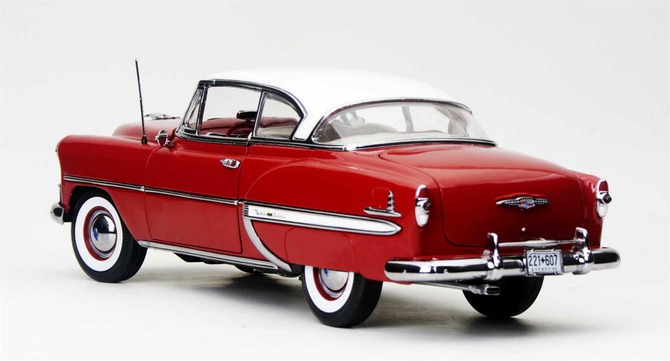 Summit Gifts SS-1607 1:18 Scale 1953 Chevrolet Bel Air Diecast