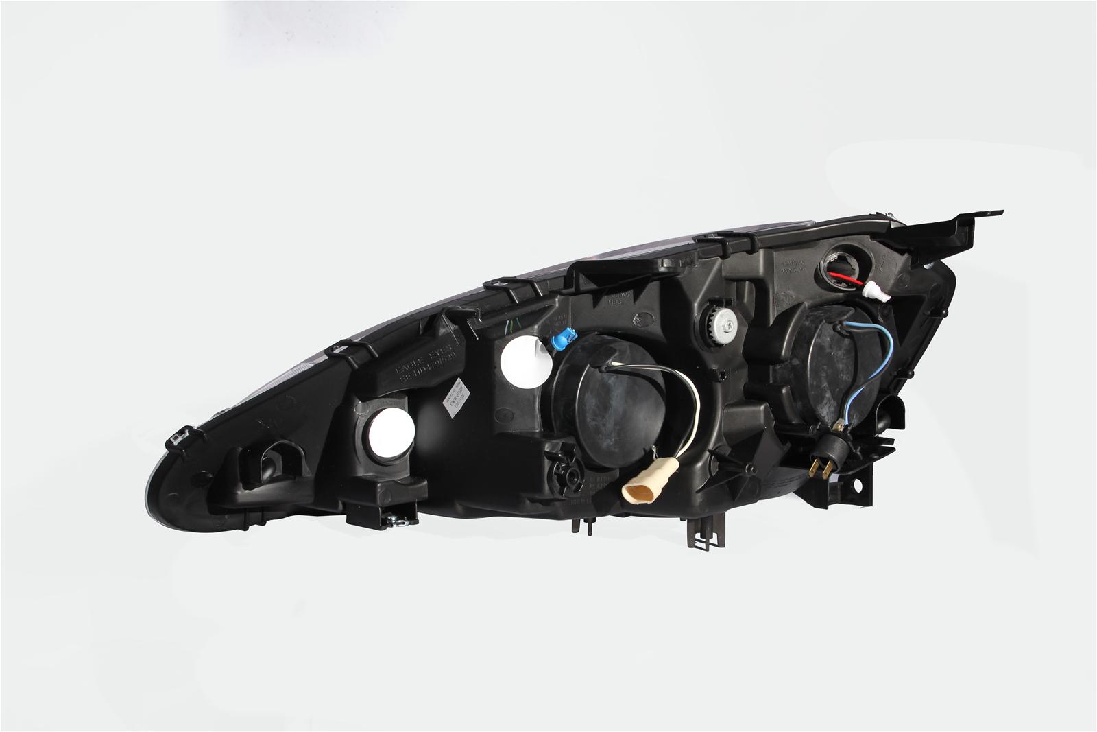 ANZO 2005-2006 Acura RSX Projector Headlights w/ Halo Black