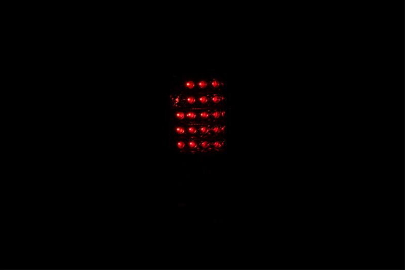 ANZO 1999-2007 Chevrolet Silverado 1500 LED Taillights Red/Clear thumbnail 3