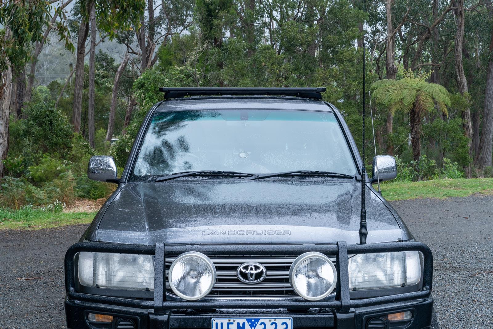 ARB 72in x 51in BASE Rack with Mount Kit Deflector and 3/4 Rails (1x arb1770030, 1x arb17913010, 1x arb1780050) thumbnail 3