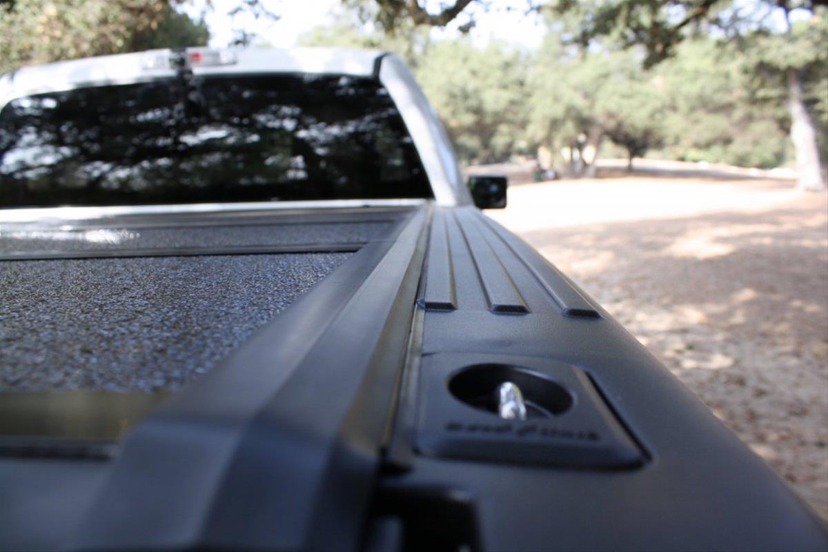 BAK 15-20 Ford F-150 5ft 6in Bed BAKFlip FiberMax thumbnail 7