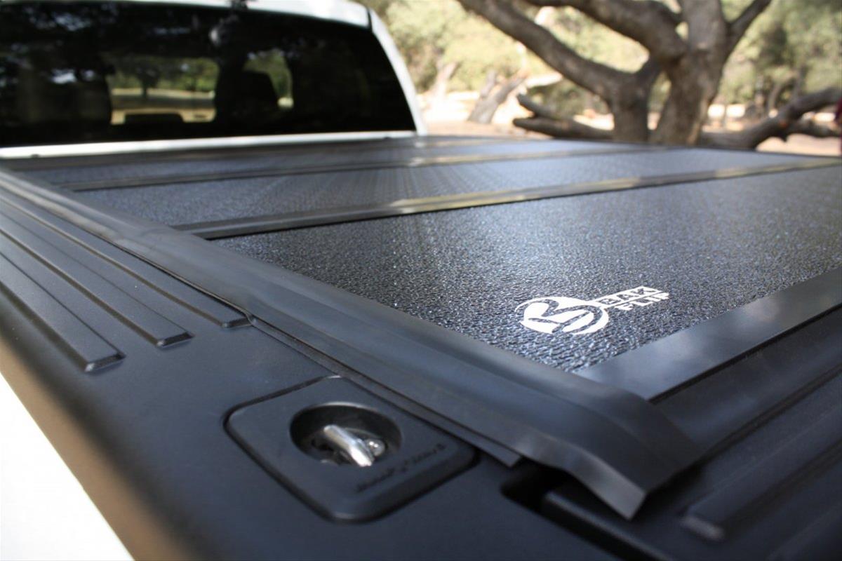 BAK 15-20 Ford F-150 5ft 6in Bed BAKFlip FiberMax thumbnail 4