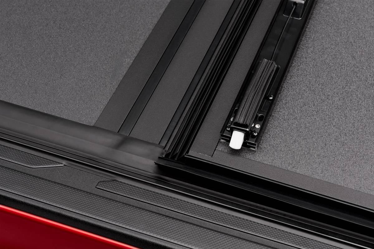 BAK 16-20 Toyota Tacoma 6ft Bed BAKFlip MX4 Matte Finish