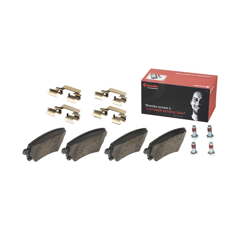 Jeu de 4 plaquettes de frein à disque BREMBO P 83 180