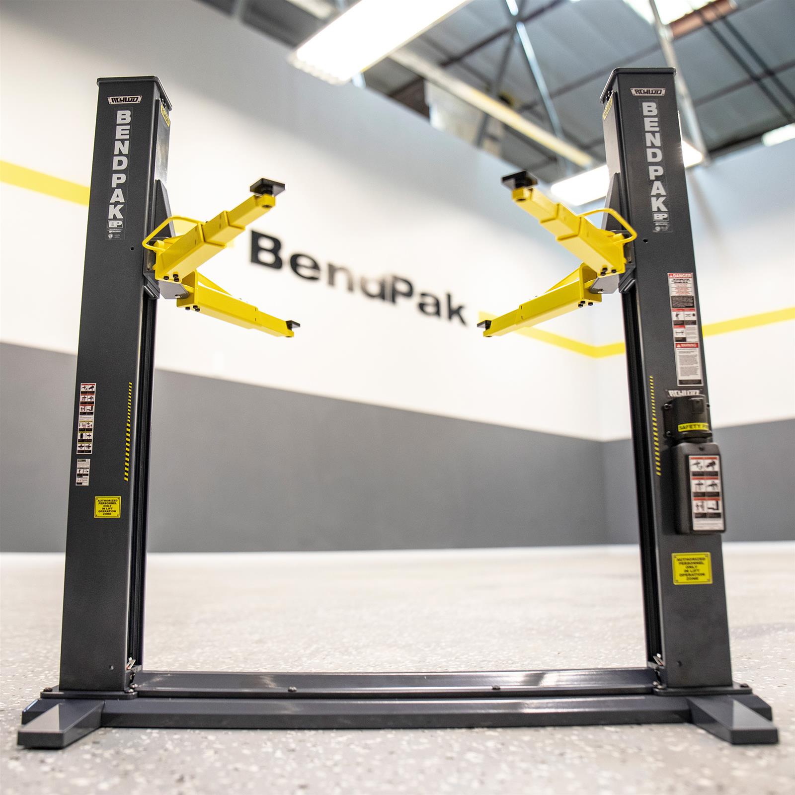 BendPak 5920150 BendPak 1:10 Scale 22 lbs. Capacity Two-Post Die