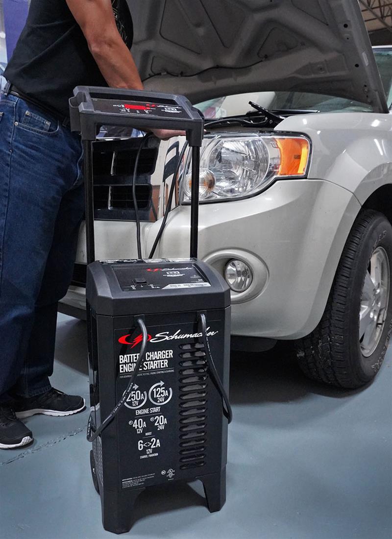 Schumacher Electric SC1352 Schumacher Electric 250A Automatic Battery