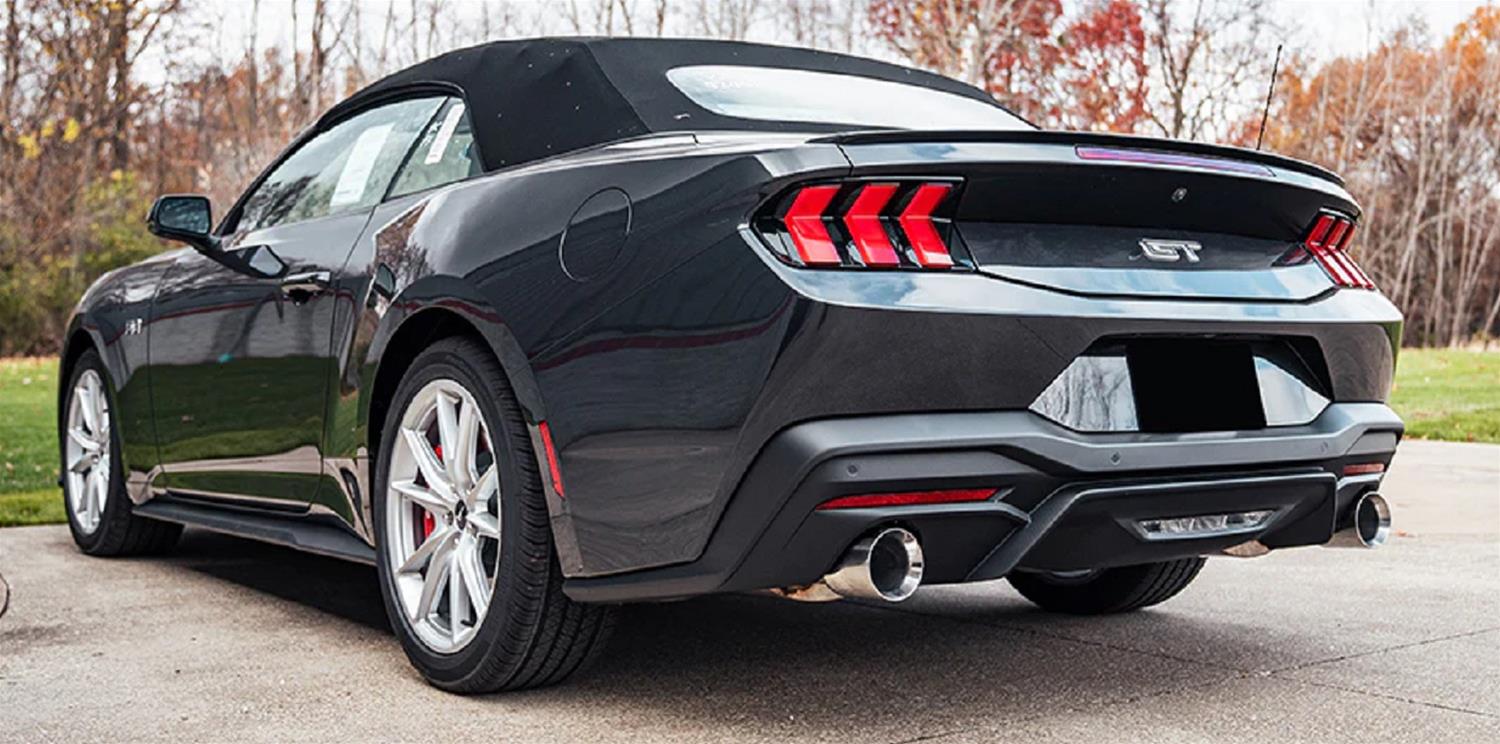 Corsa 2024-2025 Ford Mustang GT Sport Axle-Back Dual Rear Exit with 4.5in Straight Cut Tips thumbnail 3