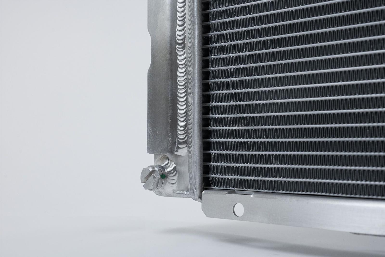 CSF Radiator Radiators 7220 Mercedes-Benz 190E 2.3-16 & 2.5-16 High-Performance All-Aluminum thumbnail 7