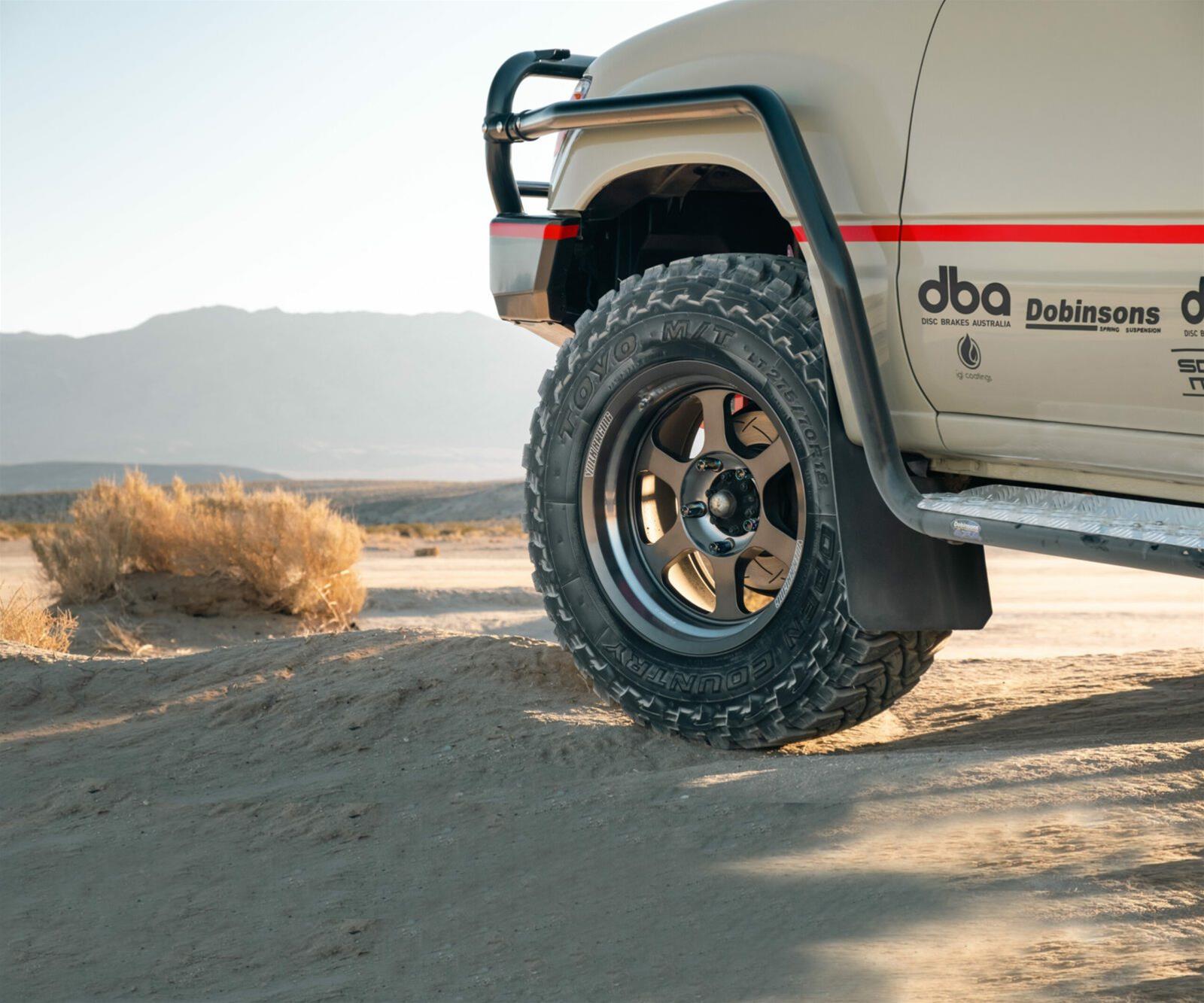 Disc Brakes Australia USA LLC Brake Rotors DBA43162XS 4000 XS Cross-drill/Slotted KP [ Ford Ranger MY23 R ]