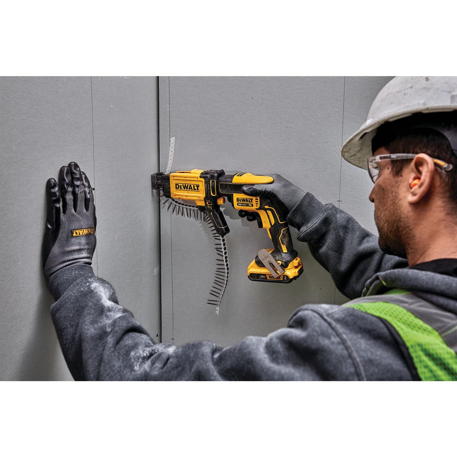 Dewalt DCF620CM2 Dewalt Drywall Screw Gun Kit with Collated Drywall