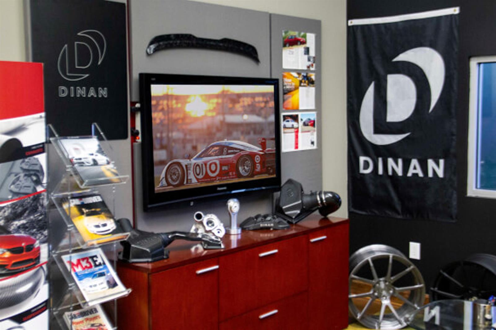 Dinan Banners D080-0052 Banner, DINAN Logo, Black, Polyester, 3 ft. width, 5 ft. Length, Each thumbnail 4