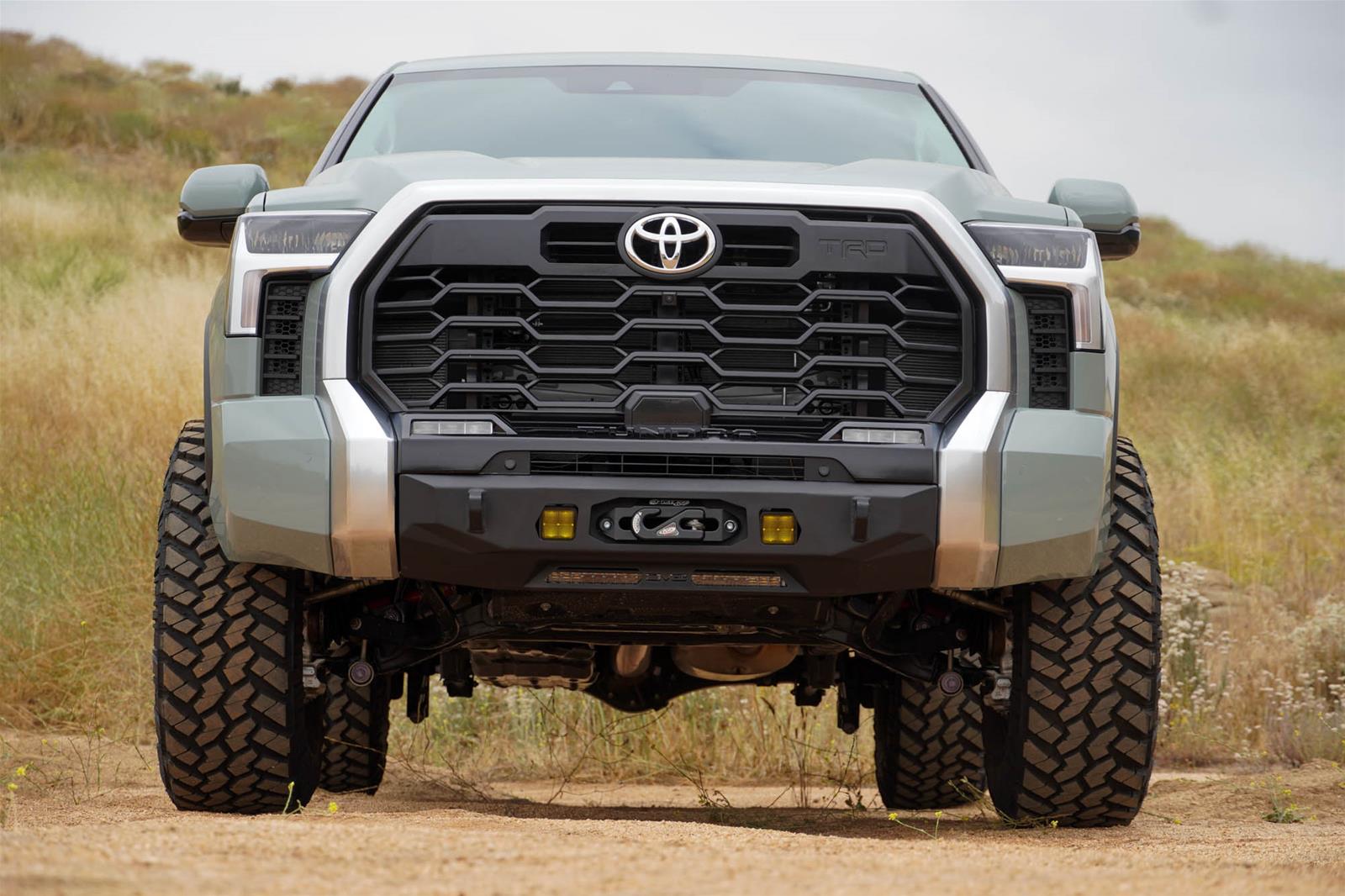 DV8 Offroad MTO Winch Bumper 2022-2023 DV8 Offroad MTO Series