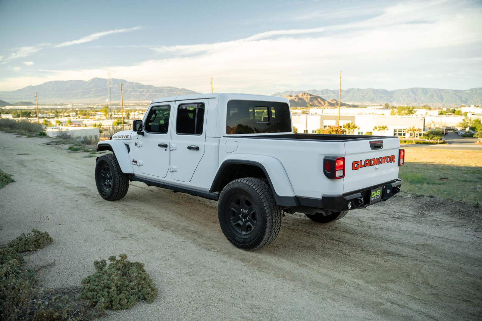DV8 Offroad 20-23 Jeep Gladiator JT MTO Series Rear Bumper thumbnail 3