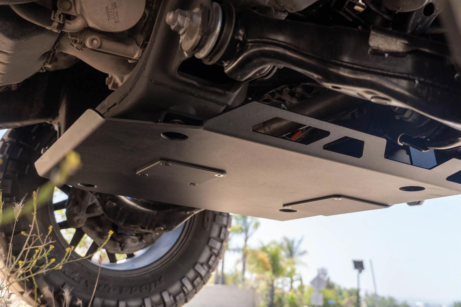 DV8 Offroad 16-23 Toyota Tacoma Front Skid Plate thumbnail 7