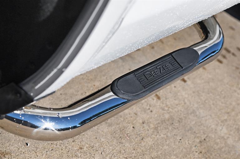 Dee Zee Stainless Steel Round Side Step Bars DZ373513 Bars, Nerf Bars, Round, Steel, Polished, 3.00 in. Diameter, Chevrolet, GMC, Standard Cab, Pair