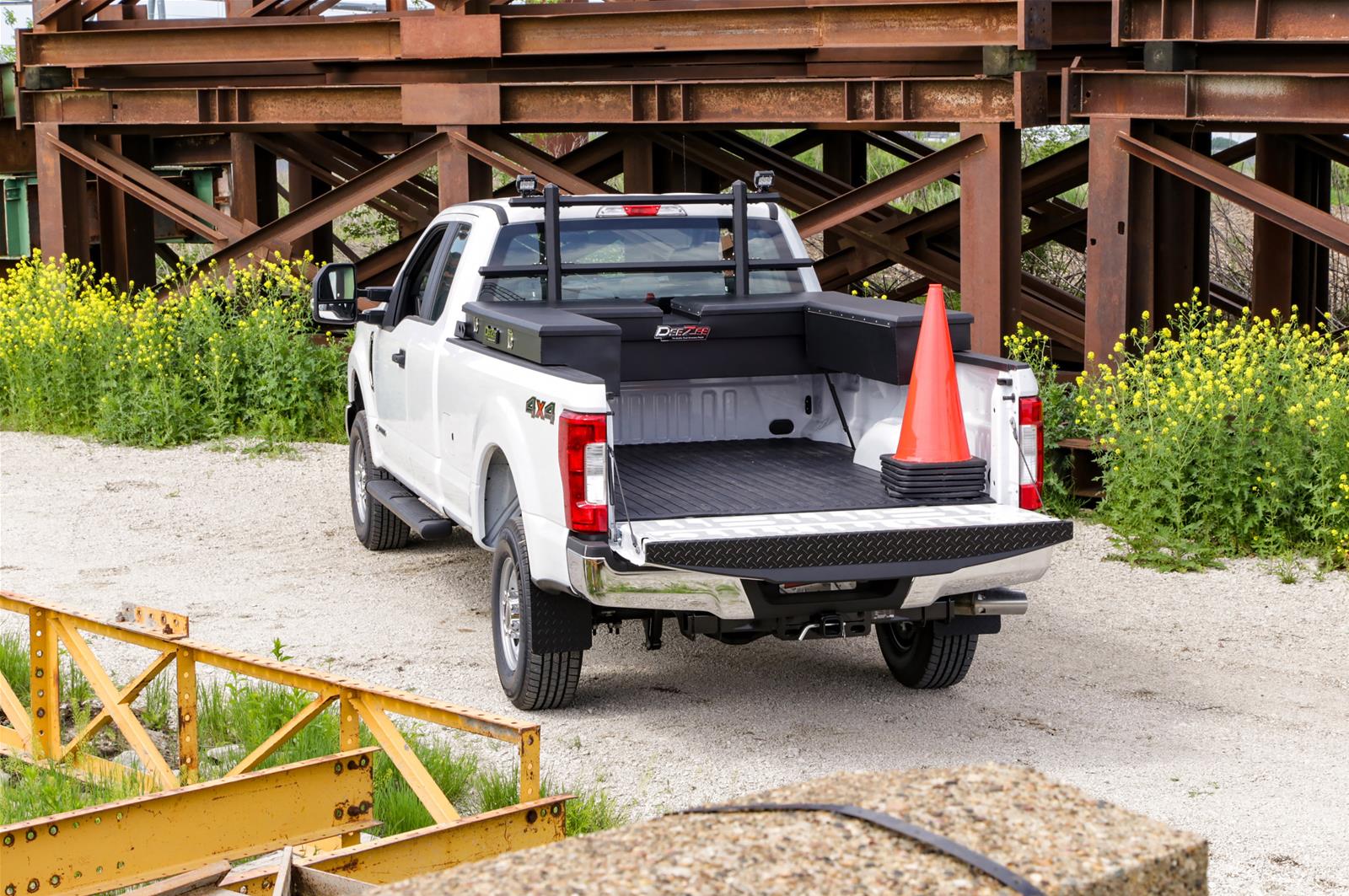 Dee Zee DZ95253TB Dee Zee Hex Series Cab Racks | Summit Racing