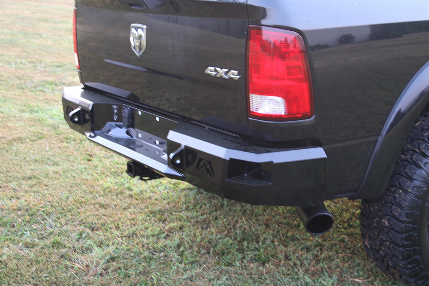 Fab Fours Inc. FFBDR09-W2950-1 Fab Fours Premium Rear Bumpers | Summit ...