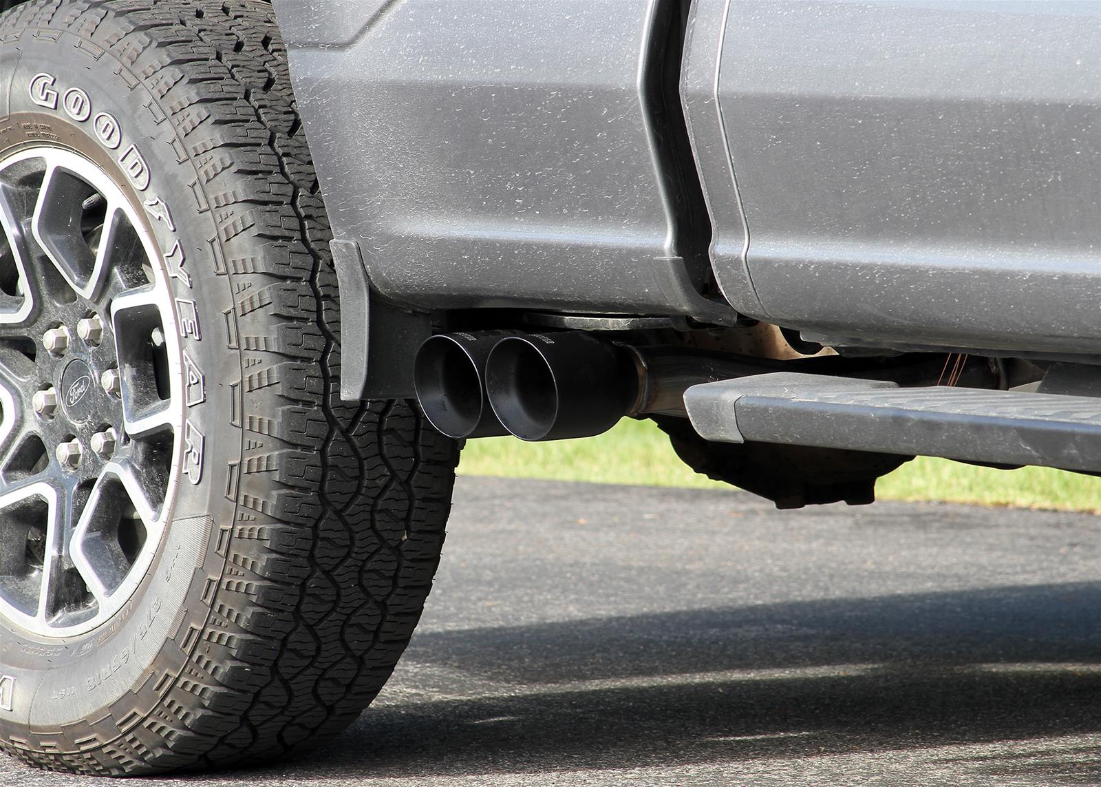 Flowmaster FlowFX Exhaust Systems 718116 System, Cat-back, FlowFX, 409 Stainless Steel, 4.00 in. Black Ceramic Coated Tips, Passenger Side Exit, Ford, Kit