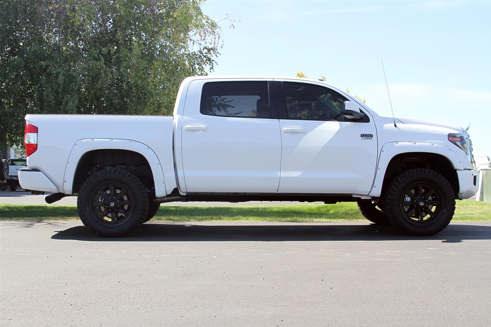 Flowmaster 817692 Flowmaster Outlaw Series Exhaust Systems