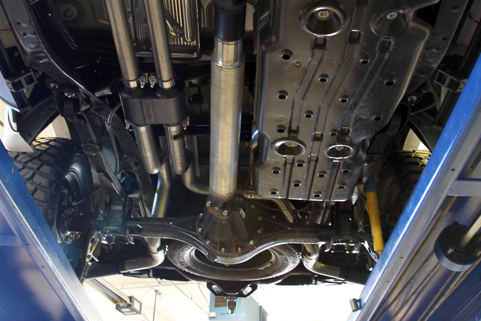 Flowmaster 817692 Flowmaster Outlaw Series Exhaust Systems
