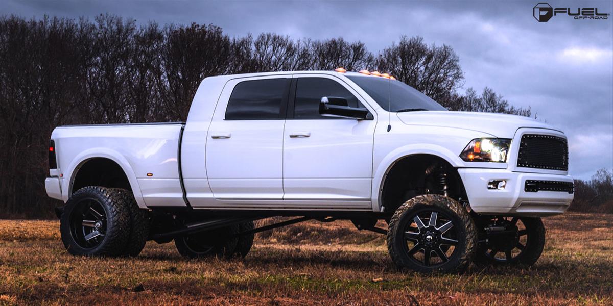 Fuel Off-Road Maverick D538 Series Matte Black Dually Wheels with Milled Accents 22x8.25 Wheels, Dualie Front, Dualie Front 8x210 NB 8.90/104.8 154.3, NB -BLK MIL thumbnail 7