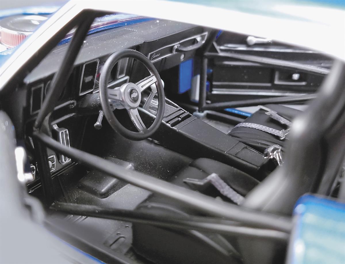 Summit Gifts GMP-18876 1:18 Scale 1969 Chevy Camaro GMP 1320 Drag