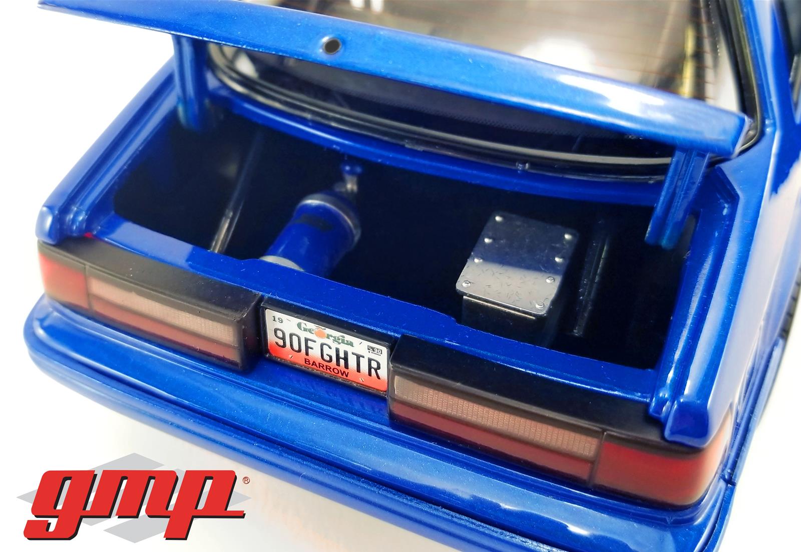 104-044 Cult 1/18 フォード Mustang Wagon 2018 Ford Mustang GT, Metallic Blue, 1:42 Diecast Model Car
