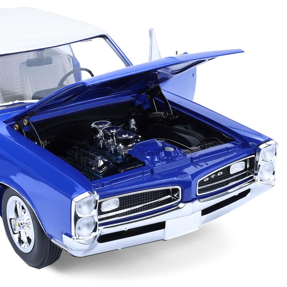 Summit Gifts HWY-18047 1:18 Scale 1966 Pontiac GTO Highway 61