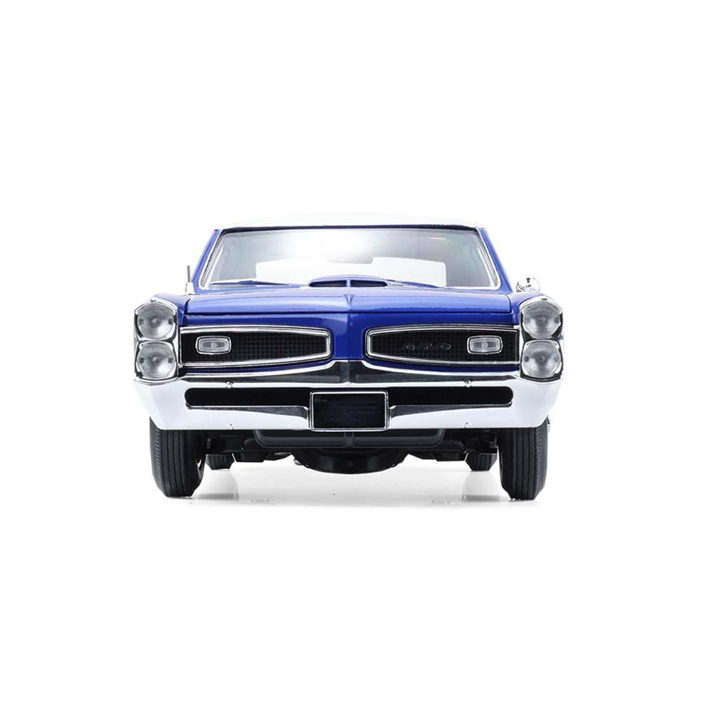 Summit Gifts HWY-18047 1:18 Scale 1966 Pontiac GTO Highway 61