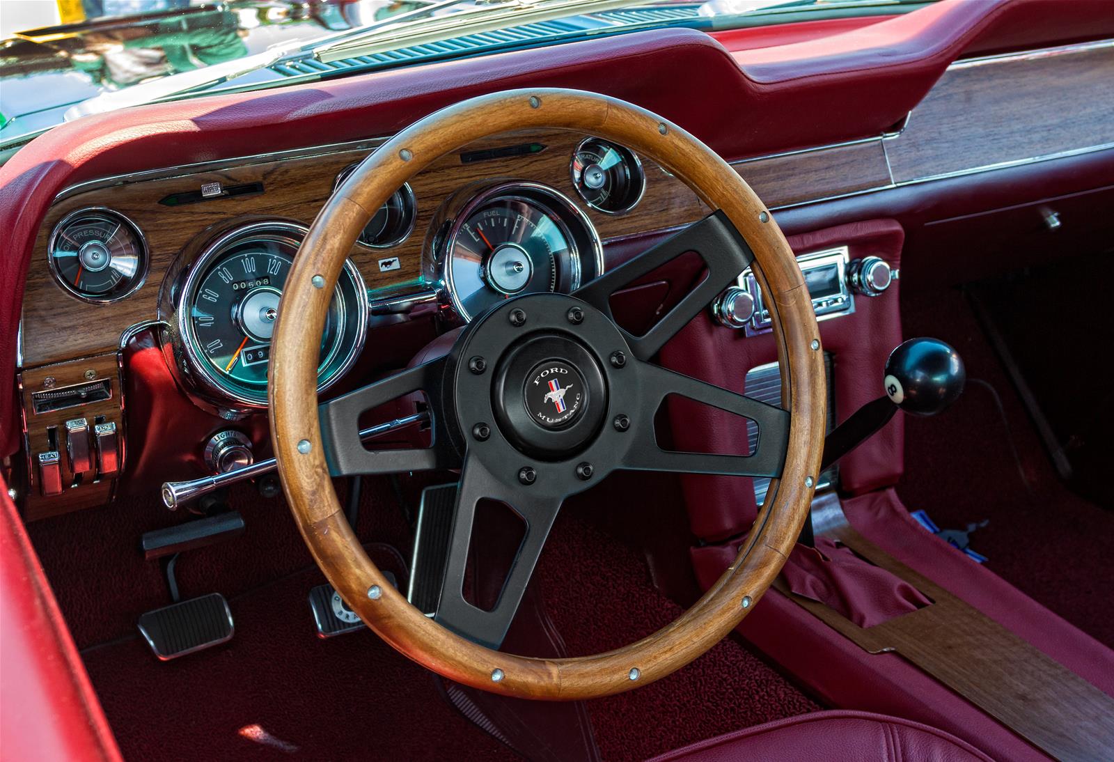 Grant Products 404 Grant Challenger Steering Wheels | Summit Racing