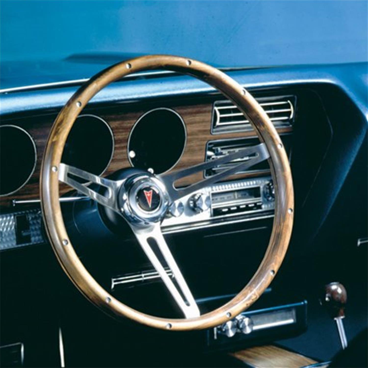 Grant Products 987 Grant Classic Nostalgia Steering Wheels