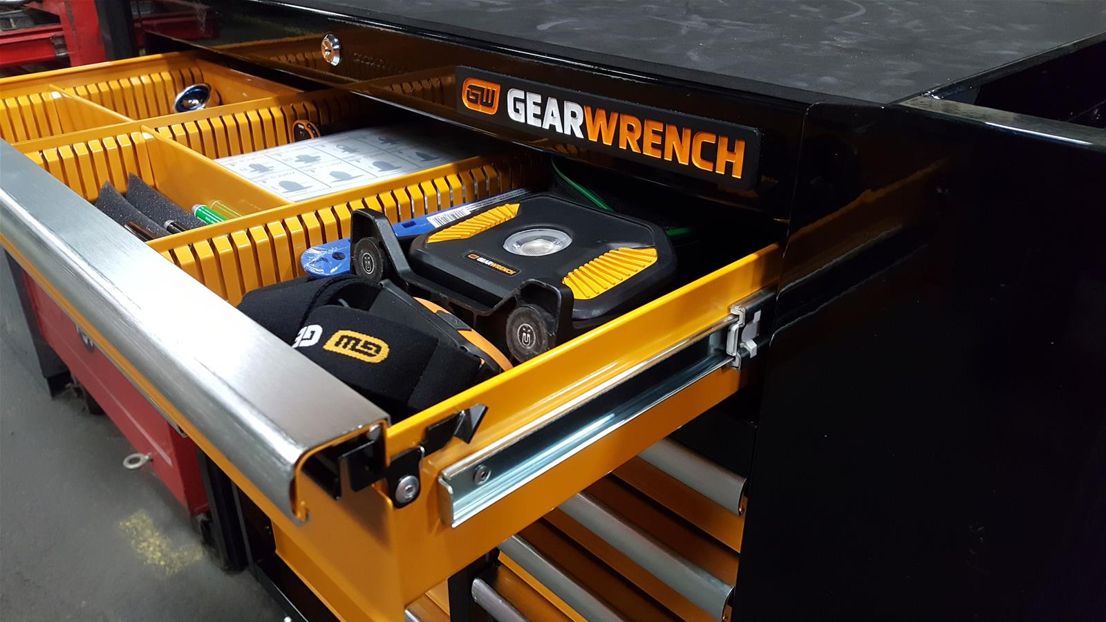 Gearwrench 83169 GearWrench Mobile Work Stations Summit Racing