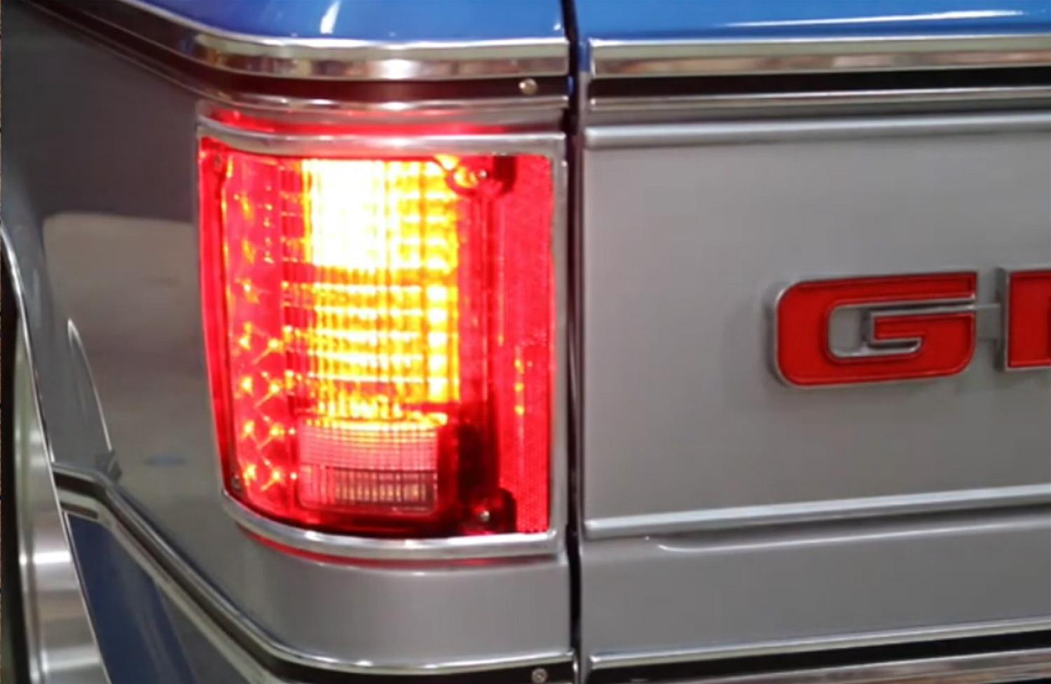 Brothers Trucks LED Taillight Assemblies LED87FD Assemblies, LED, Square, Red Lens, Chrome Housing, Fleetside Beds Only, Chevrolet, GMC, Pair thumbnail 4