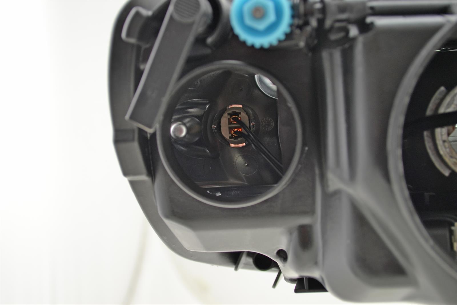 Hella 08-10 Vw Touareg Bi-Xenon Headlamp Lh thumbnail 8