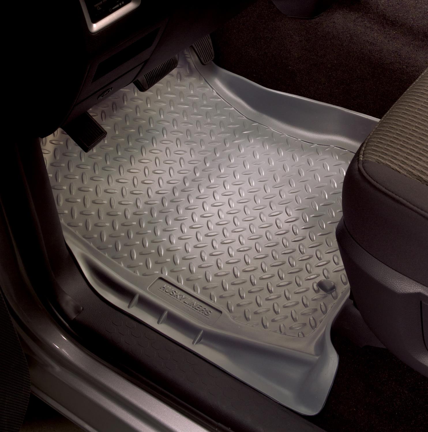 Husky Liners 03-08 Toyota Matrix/Pontiac Vibe/07-08 Toyota Corolla Classic Style Black Floor Liners thumbnail 2
