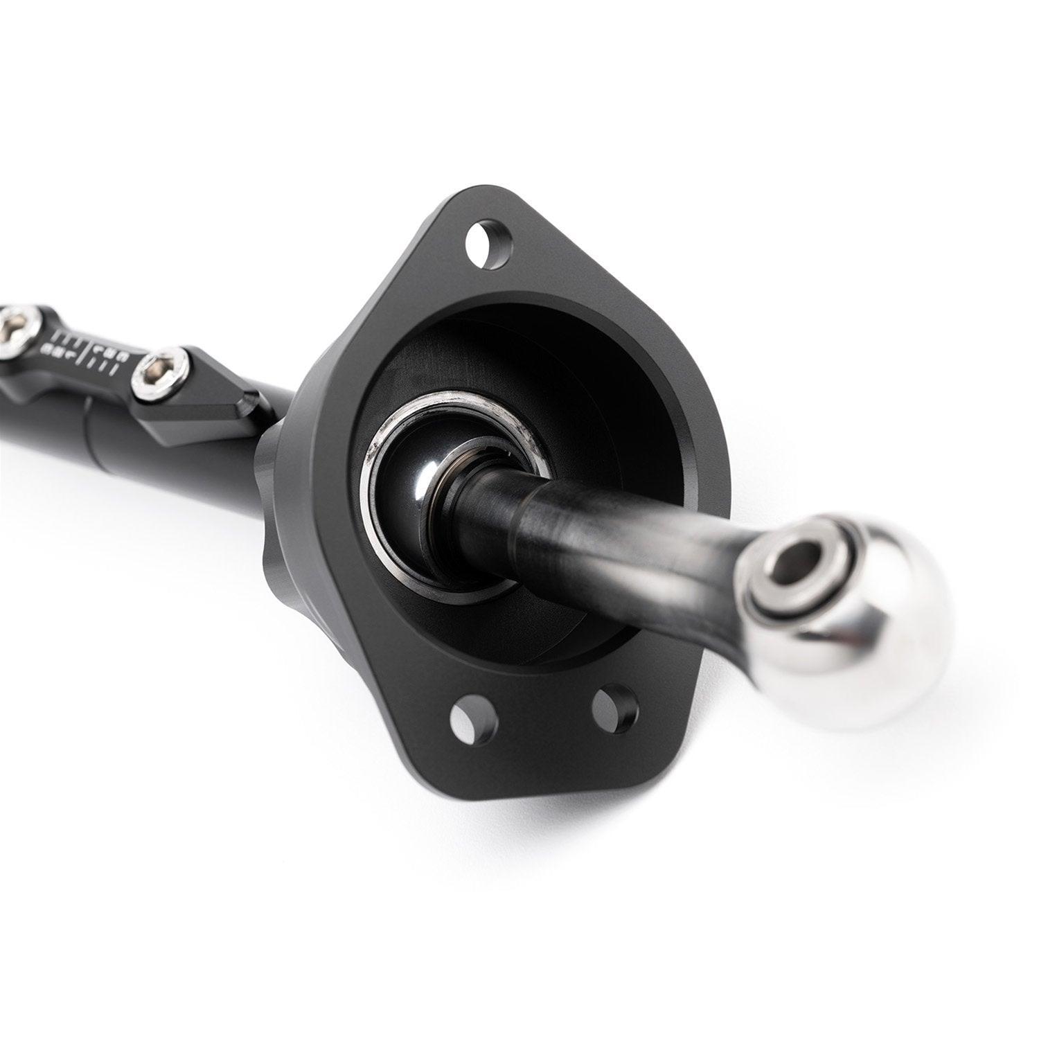 ハイブリッドレーシング　シフトレバーアダプター HYB-SAS-01-31 Hybrid Racing HYB-SAS-01-31 Hybrid Racing Short Shifter Assemblies