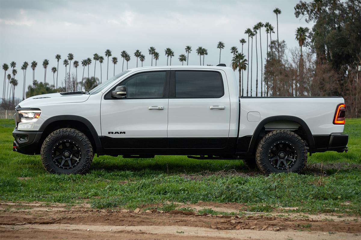 ICON 2019+ Ram 1500 2/4WD .75-2.5in Stage 5 Suspension System w/Tubular Uca (1x ico212150, 1x ico218550DJ, 1x ico217716CP, 1x ico211000) thumbnail 2